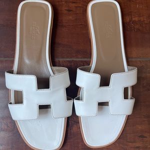 Hermes paris womens leather sandals Sz 38.5